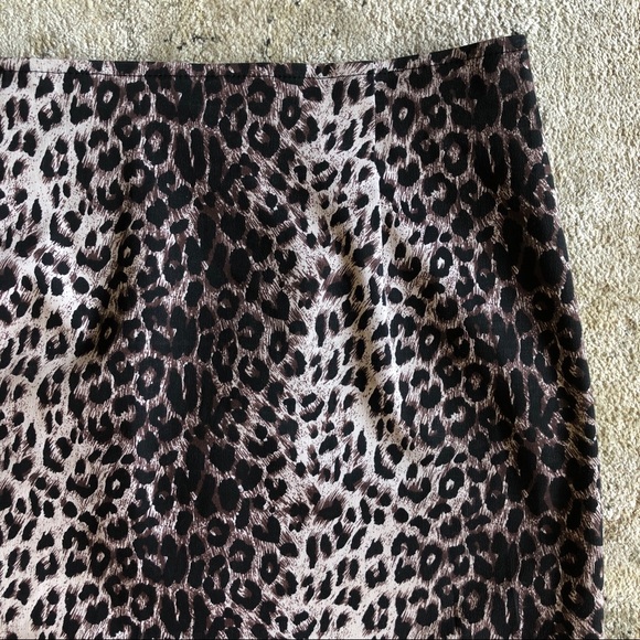 Leopard Straight Skirt - Picture 2 of 6